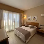מלון Albatros 3*