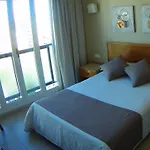 מלון Albatros 3*
