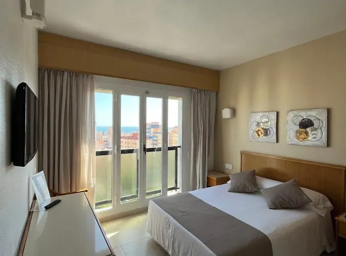 Ξενοδοχείο Albatros 3*