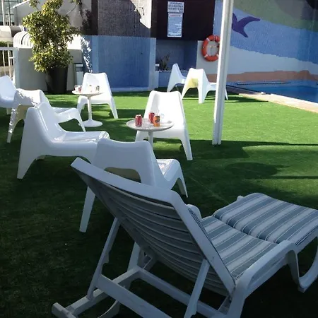 Отель Albatros 3*